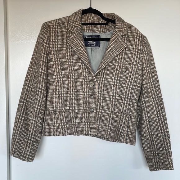 Burberry Jackets & Blazers - Burberry cropped blazer
